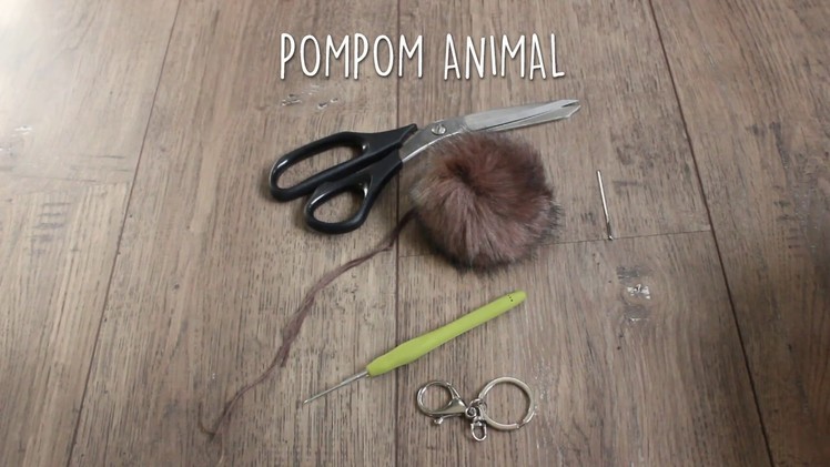 Marie Castro - DIY Pompom Animal Chaveiro