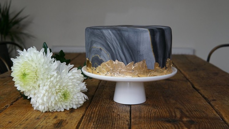 How to cover a cake with Marble fondant