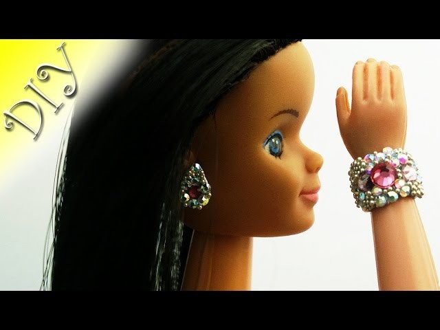 Jewelry for the dolls with their hands.Polymer clay.doll Bracelet.Earrings for dolls.DIY.Tutorial