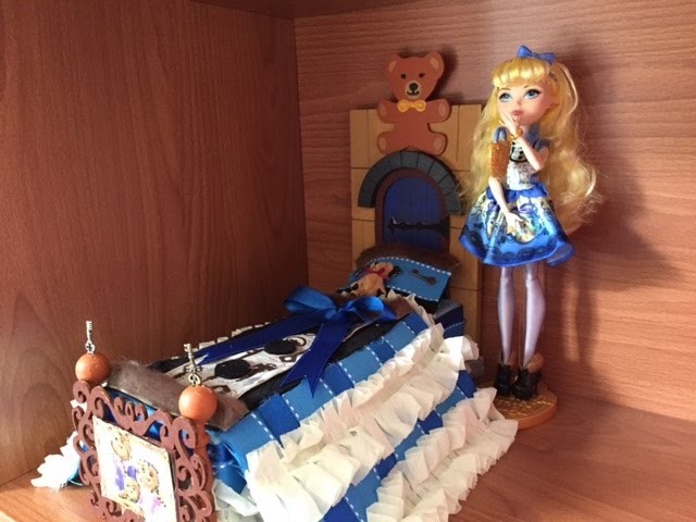 Blondie Lockes Doll Bed Remake [EVER AFTER HIGH]