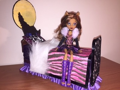 Here's A Clawdeen Wolf Bed [MONSTER HIGH]