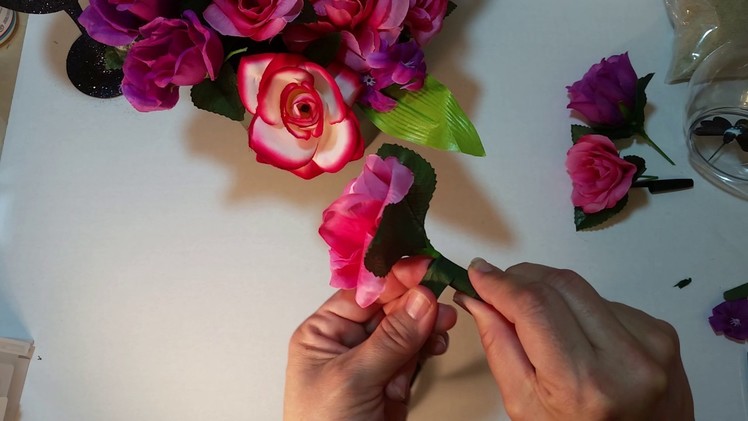 Dollar Tree DIY - Fun fast floral  pens.