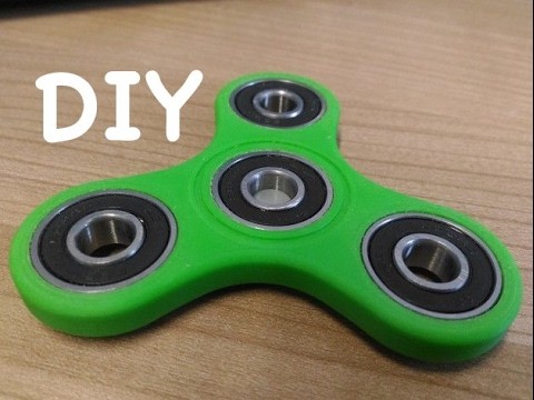 HOW TO MAKE A HAND SPINNER