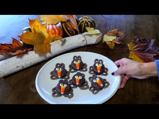 DIY Turkey Oreos