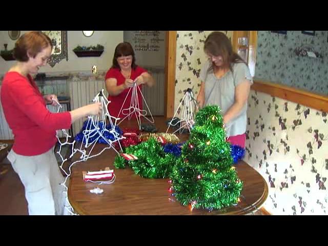 How To Make A Table Christmas Tree With Fun