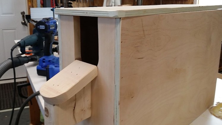 DIY- Disbudding.dehorning box for goats of all sizes! Step by step.