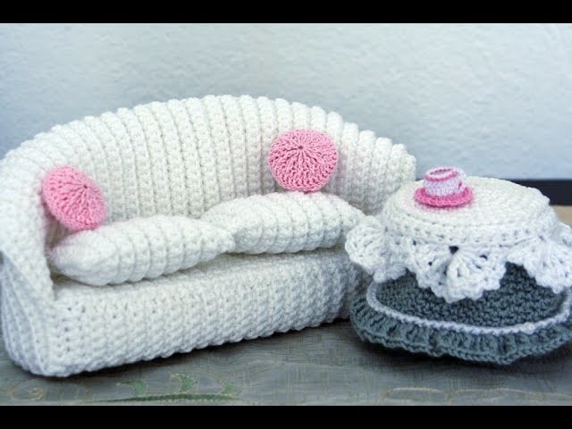 Tutorial - A crochet doll house