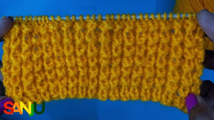 Crocodile back | knitting patterns | single color sweater design
