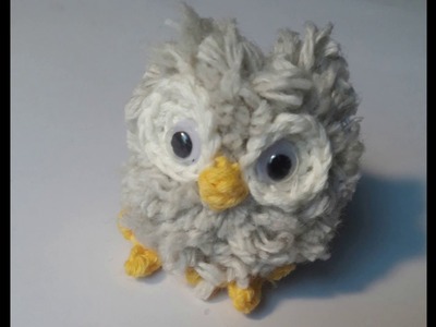 How to Make Mini Yarn Pom Poms owl