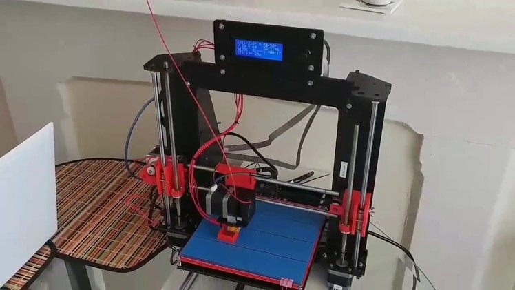 DIY 3D Printer: A look at the CTC Prusa i3 Clone. 