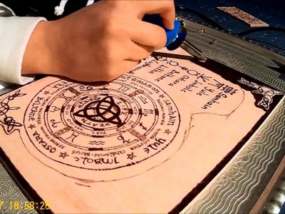 DIY pyrography fast-motion - wheel of the year (celtic pagan)