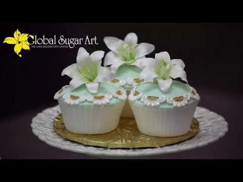How to Make a Gumpaste Lily