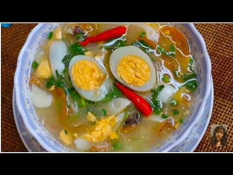 Cambodian Popular Food, How To Make Sweet And Sour Dried Fish Soup With Eggs, Tomatoes, And Onion