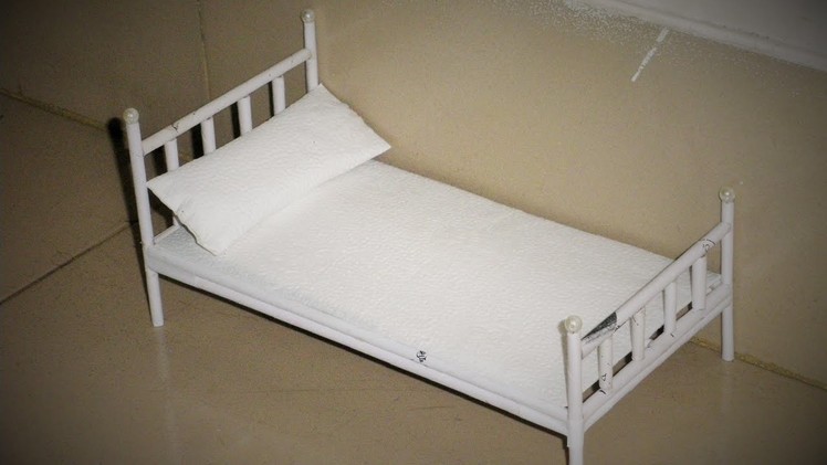 DIY - Paper Doll Bed