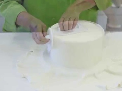 How To Cover A Styrofoam Cake With Fondant