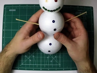 How to make: Styrofoam Snowman