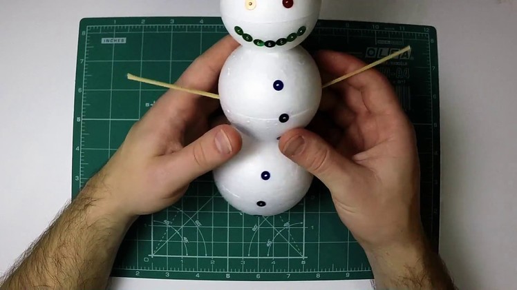 How to make: Styrofoam Snowman