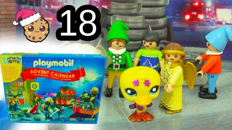 New Elf  - Playmobil Holiday Christmas Advent Calendar - Toy Surprise Blind Bags  Day 18