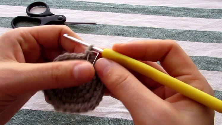 Yarn Barn -  crochet ball (amigurumi )l part 1