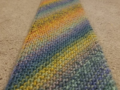 Diagonal Garter Stitch Knitted Scarf Tutorial