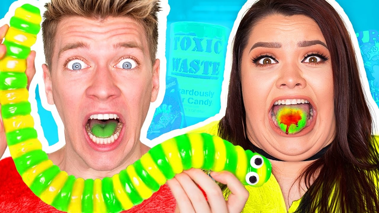 SOUREST DIY GIANT GUMMY WORM IN THE WORLD CHALLENGE! *Warheads Sour ...