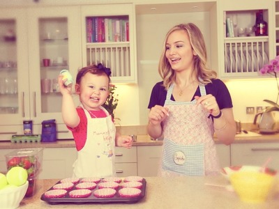 #ad | HOW TO: Bake Strawberry & Cream Cupcakes with The SACCONEJOLYs!