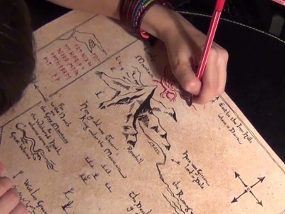 The Hobbit : Making Thorin's Map and Bilbo's Portrait