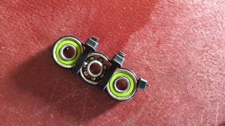Best Fidget Spinner Ever???? - How To Make A Fidget Spinner From An Old Skateboard And Zipties!!!