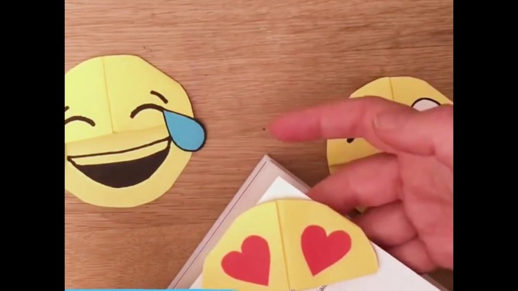 5 Minute Crafts   Cute paper emoji bookmarks ???? via Red Ted Art,