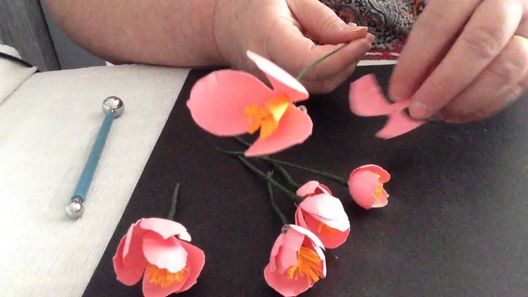 How to make a paper Freesia flower