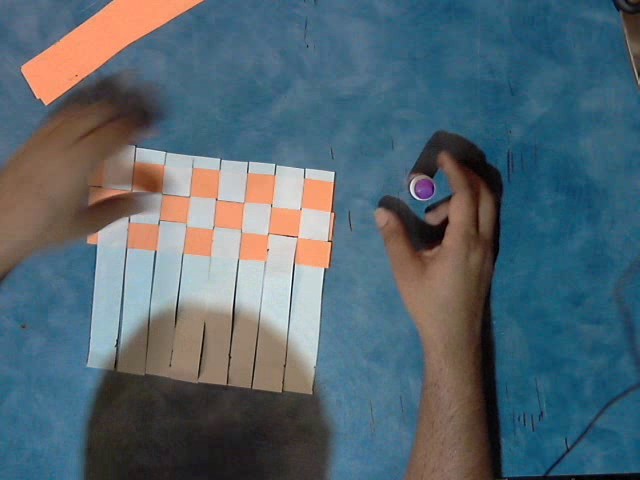 How to make a placemat.paper-rug or.chess board