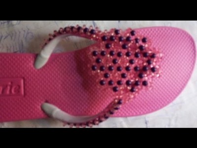 How to make this  purple and pink slippers beads.