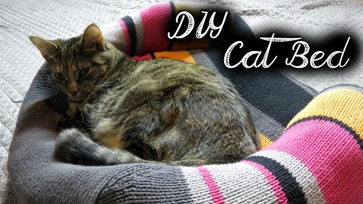 DIY Cat Bed~Using an Old Sweater!