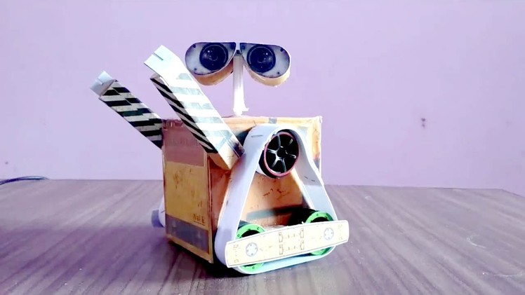 How to make a wall e Robot at home diy live