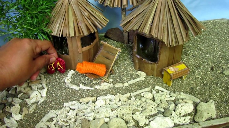 DIY Mini Beach Hut. Bird Feeder