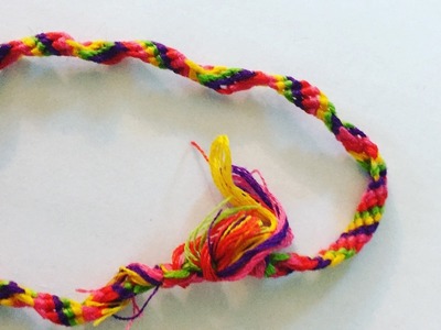 How To Make a Twisted Candy Stripe Bracelet