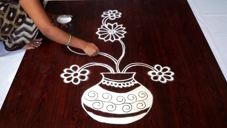 Flower muggulu without dots || flower kolam without dots || rangoli with flowers easy patterns