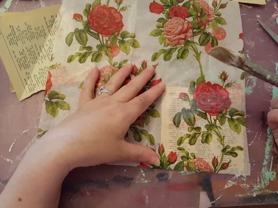 Tutorial: Decoupage book page flowers