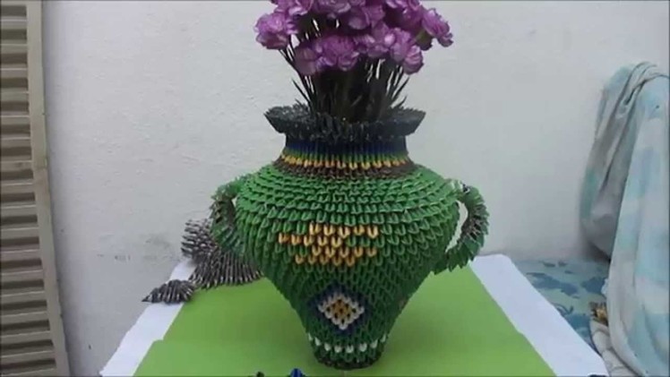 Vasija con flores naturales - Origami 3D