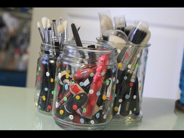 Easy DIY: From Candle Jar to Brush Holder