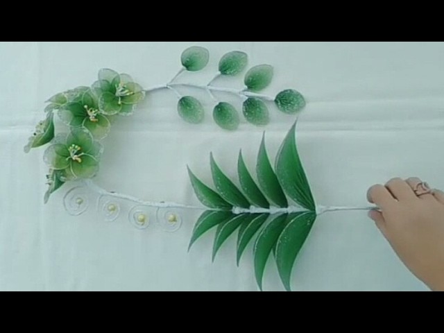 DIY how to make stocking flower wall hangings - Tutorial