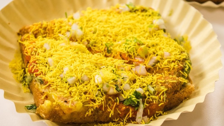 Aloo Toast Recipe | How to make Hyderabadi Street Style Potato Bread Toast | Indian Street Food