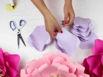 DIY PAPER FLOWER BACKDROP | SPRING COLORS | TEMPLATE #13 FULL VIDEO