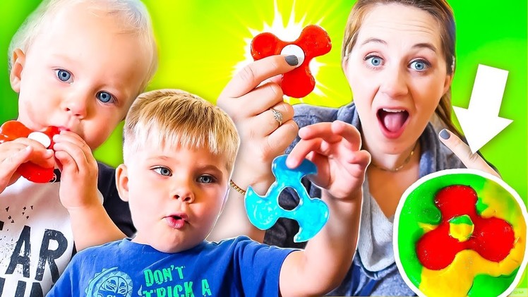 DIY CANDY FIDGET SPINNER MADE WITH PLAY-DOH!