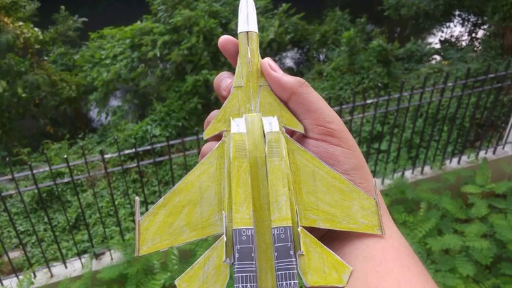 Yellow 13 su-37 paper model