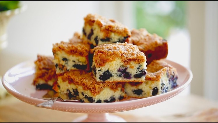 Beth's Blueberry Crumb Cake Recipe | ENTERTAINING WITH BETH