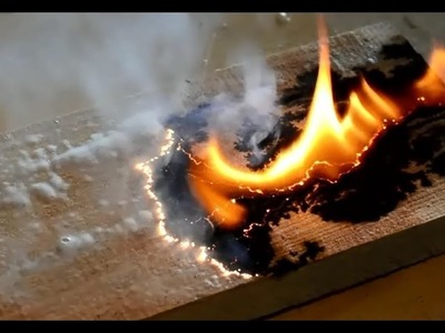 Making Lichtenberg device for burning wood