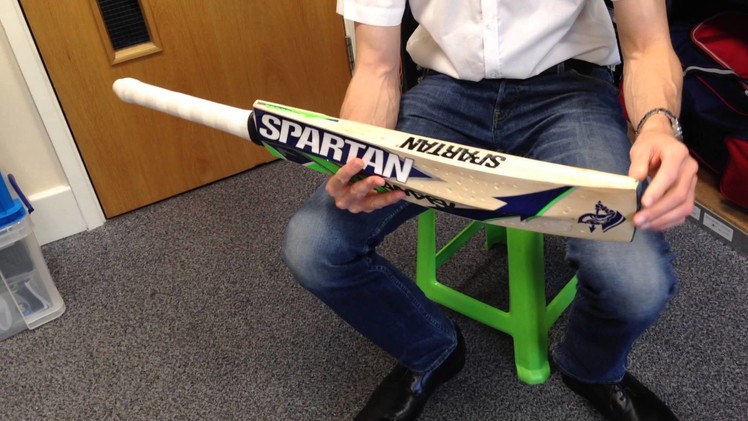 Looking After Your Cricket Bat - Part 1 of 3: How to Remove an Anti-Scuff Sheet