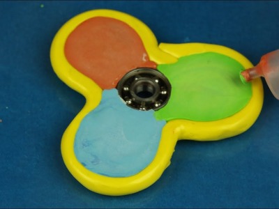 DIY Pencil Fidget Spinner! Spinner Toys & Tricks