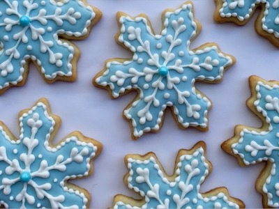 How To Decorate Snowflake Cookies